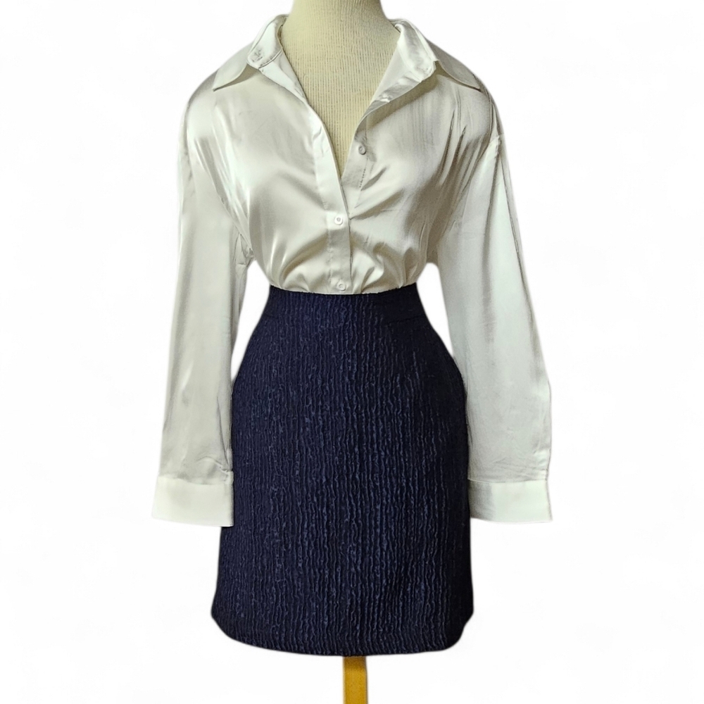 Ann Taylor Textured Bi Stretch Textured Pencil Skirt In Navy Black Size 6 NWT - Picture 3 of 9